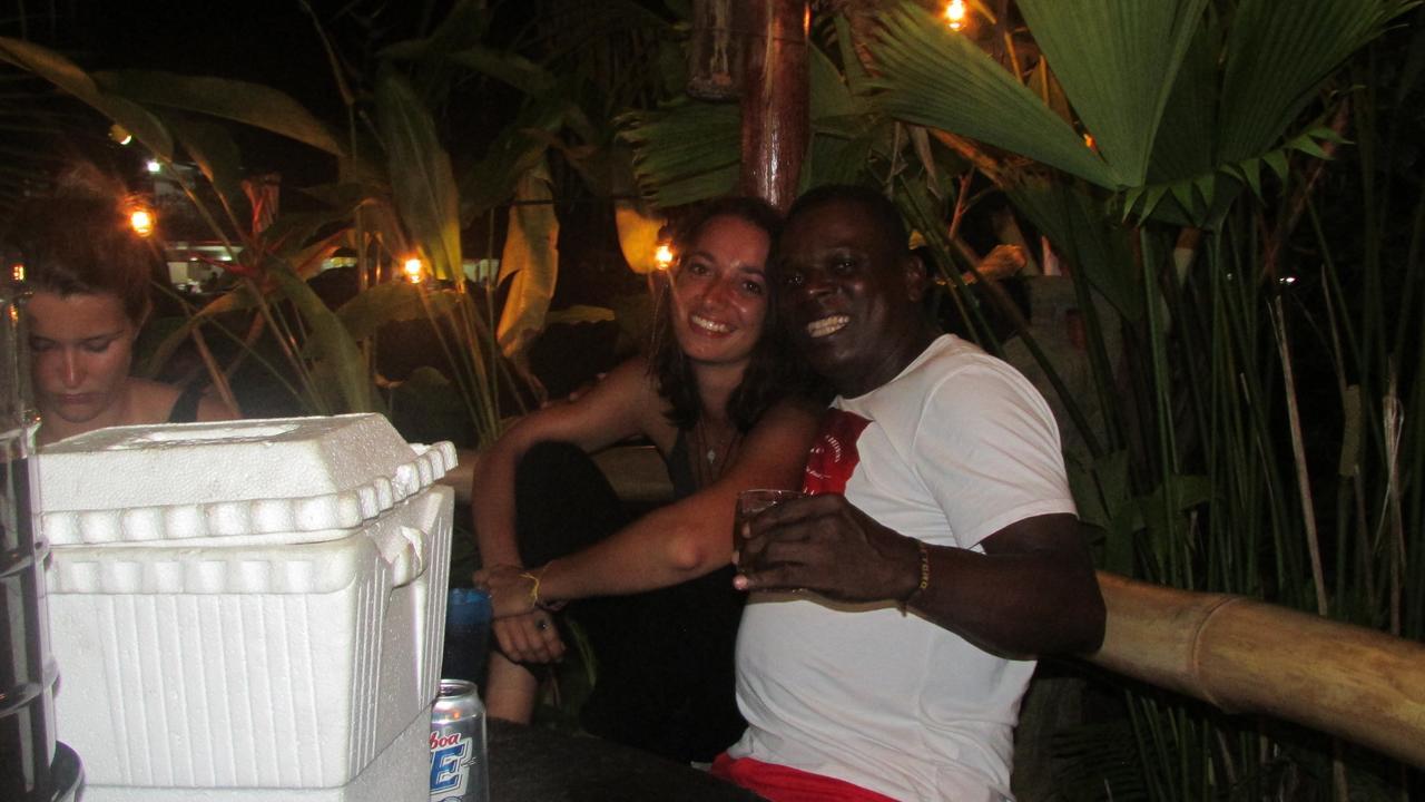 Coconut Hostel Bocas Town エクステリア 写真