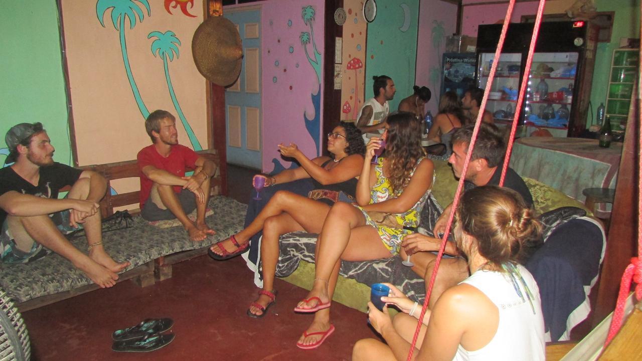 Coconut Hostel Bocas Town エクステリア 写真