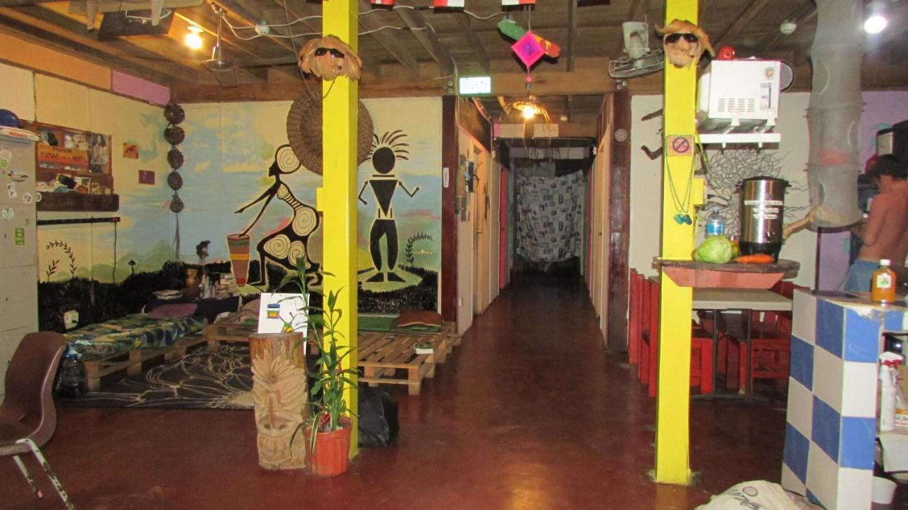 Coconut Hostel Bocas Town エクステリア 写真